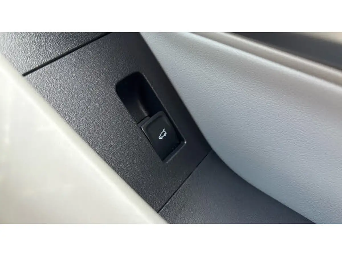 2024-ford-explorer-e-premium-286ps-77kwh-big-21