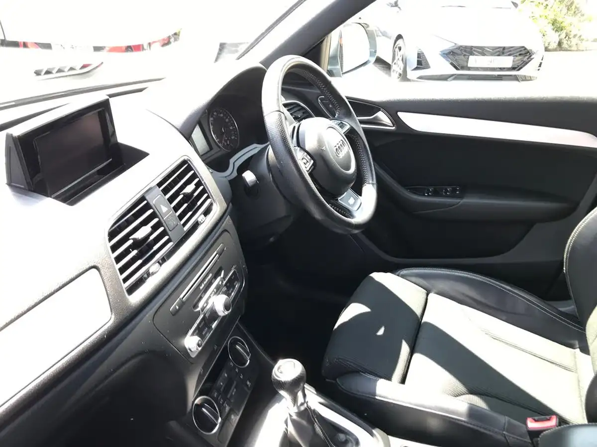 2016-audi-q3-20-tdi-s-line-big-4
