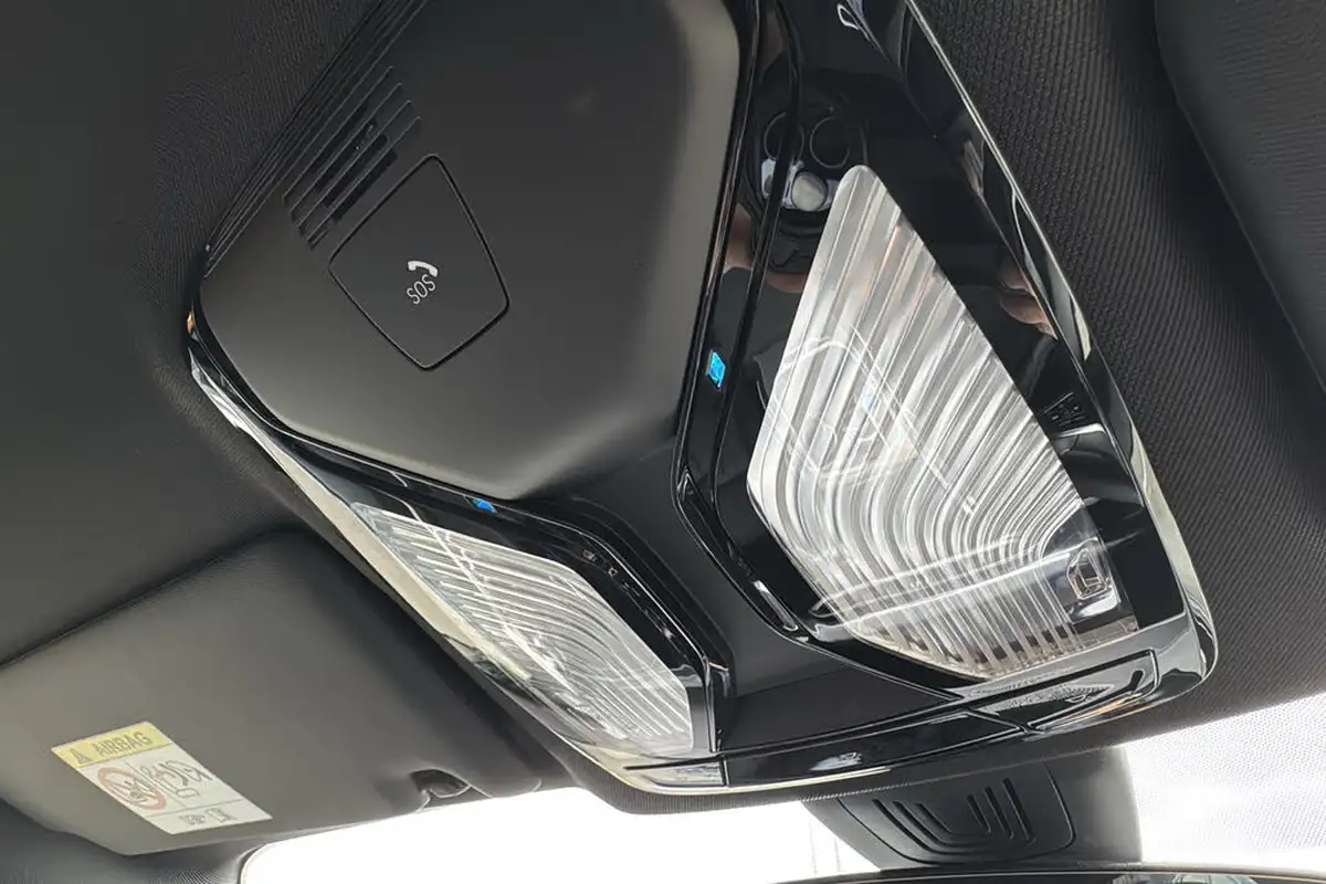 2024-bmw-i4-e-m50-big-44