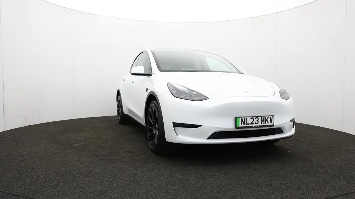 2023-tesla-model-y-e-rwd-big-54