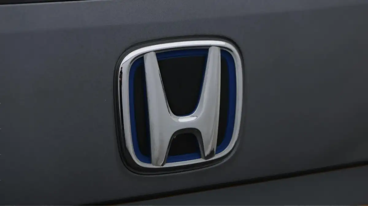 2021-honda-jazz-15-i-mmd-se-109ps-big-21