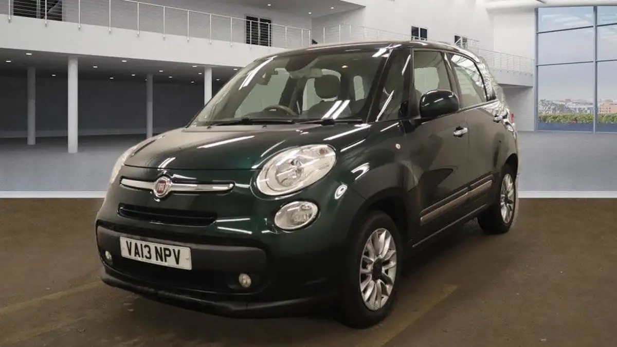 2013-fiat-500l-09-lounge-big-1