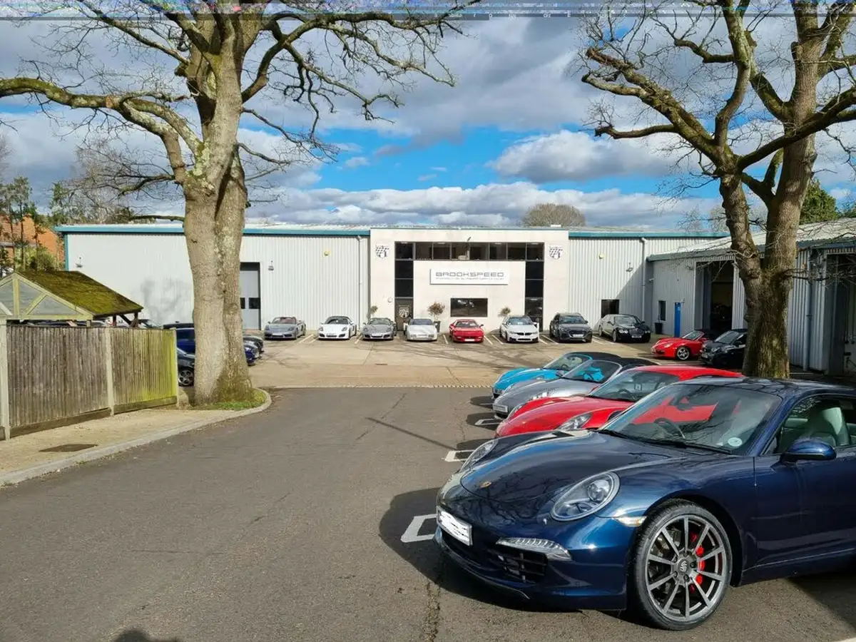 2010-porsche-911-38-turbo-s-cabriolet-big-42