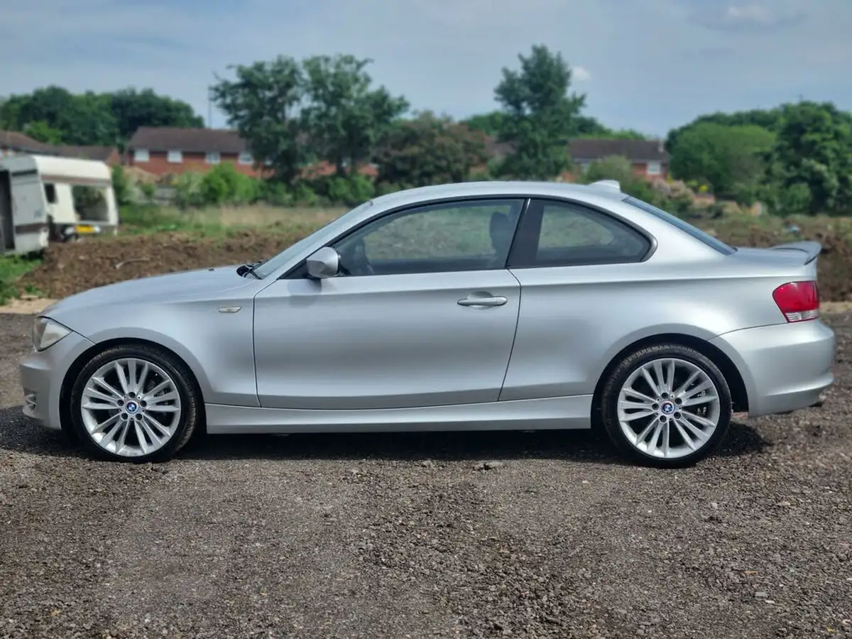 2011-bmw-1-series-20-120i-sport-coupe-auto-big-8
