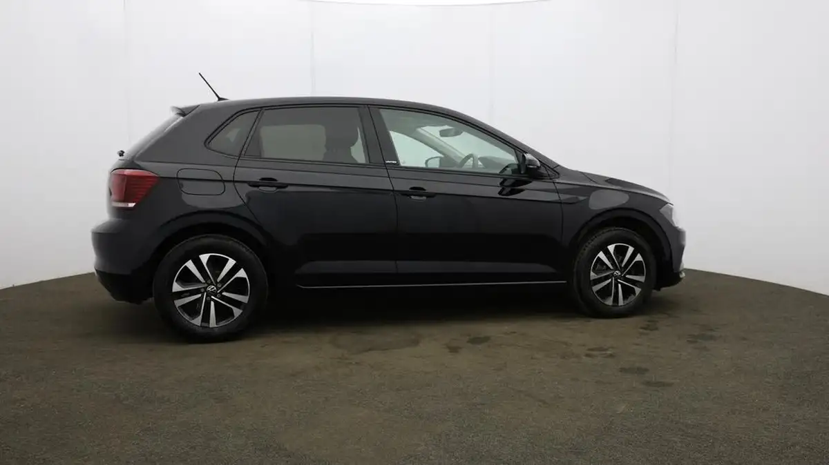 2021-volkswagen-polo-10-united-big-46