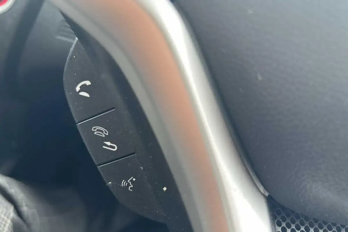 2019-honda-jazz-13-i-vtec-ex-cvt-big-26