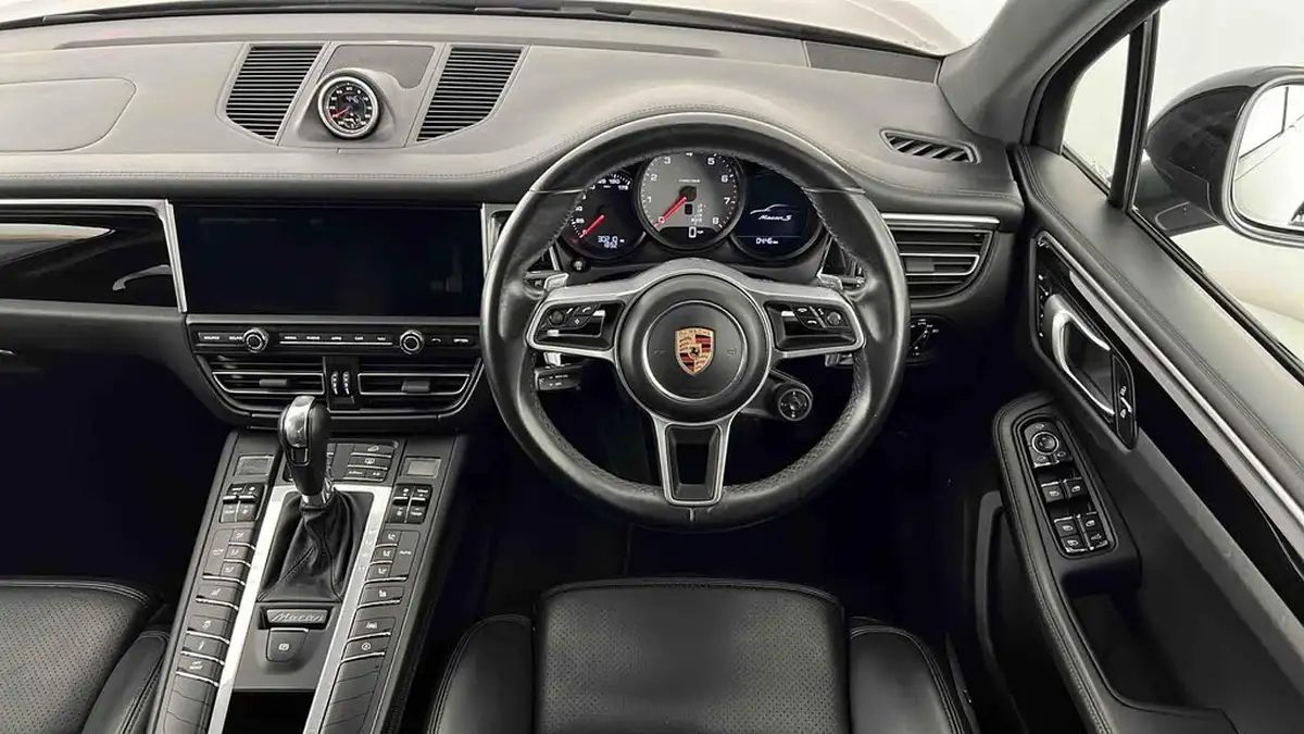 2020-porsche-macan-30-v6-s-big-9