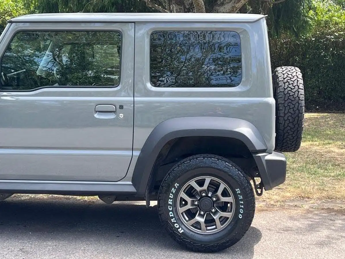 2024-suzuki-jimny-big-22