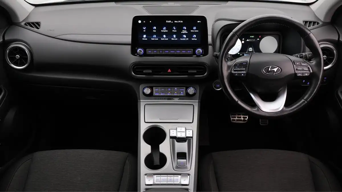 2021-hyundai-kona-e-premium-204ps-64kwh-7kw-obc-big-13