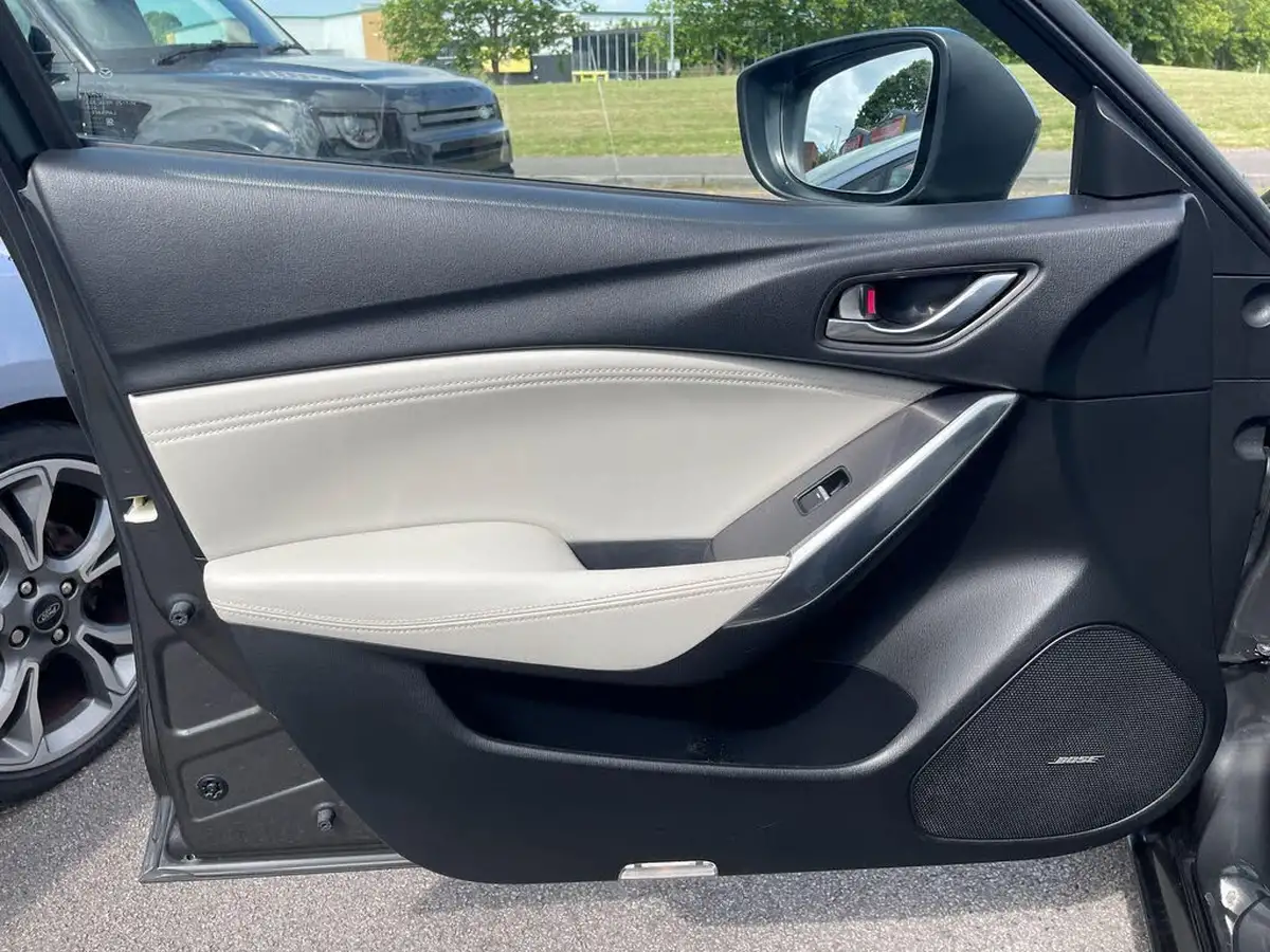 2017-mazda-mazda6-22td-sport-nav-150ps-saloon-4d-big-42