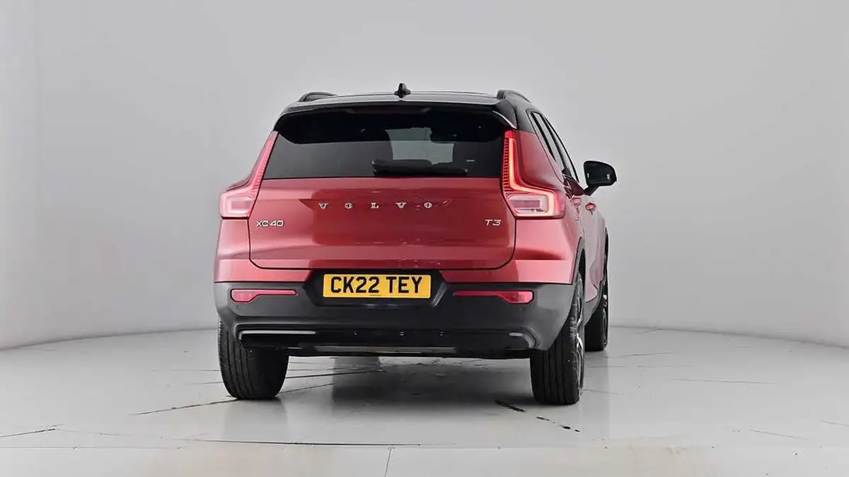 2022-volvo-xc40-15-t3-r-design-auto-big-72