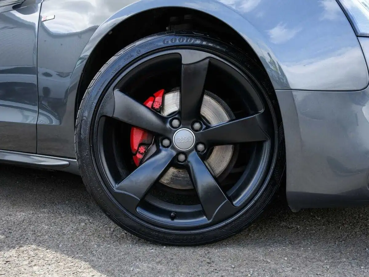 2014-audi-a5-30td-quattro-black-edition-245ps-coupe-2d-s-tronic-big-8