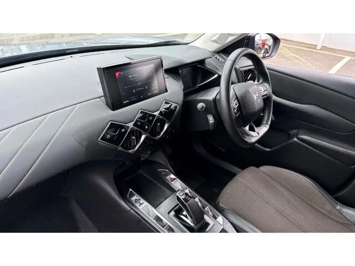 2022-ds-ds-3-crossback-e-tense-bastille-big-8