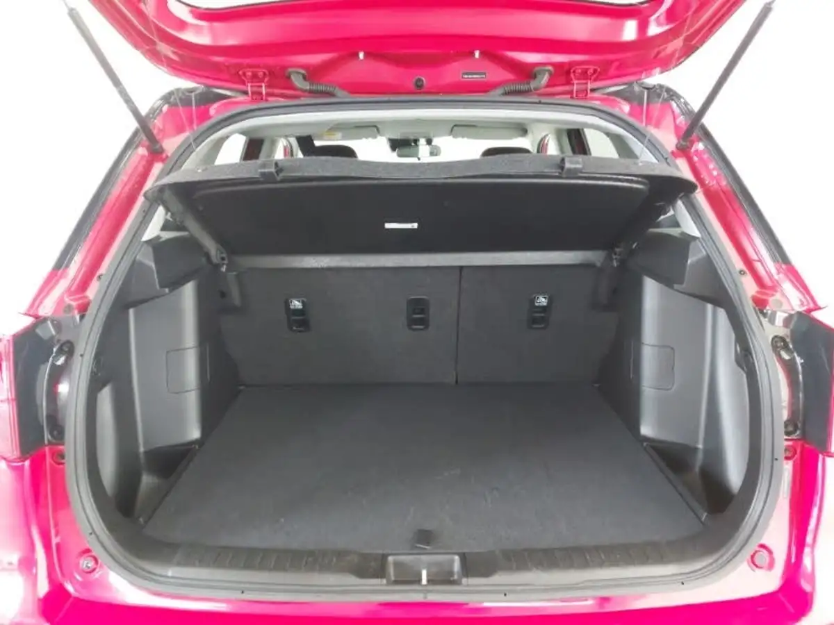 2023-suzuki-vitara-15-sz-t-big-7