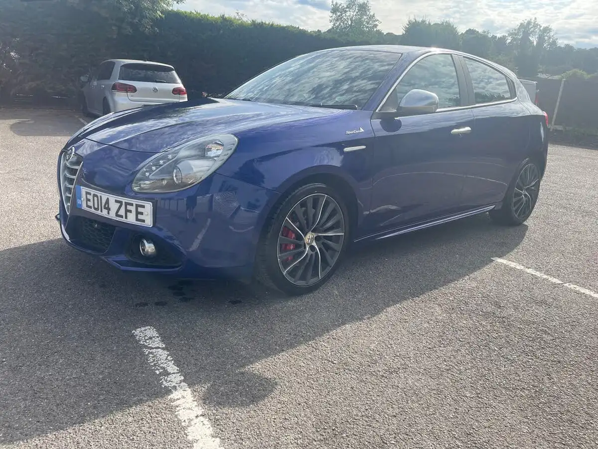 2014-alfa-romeo-giulietta-14-sportiva-nav-alfa-tct-big-22