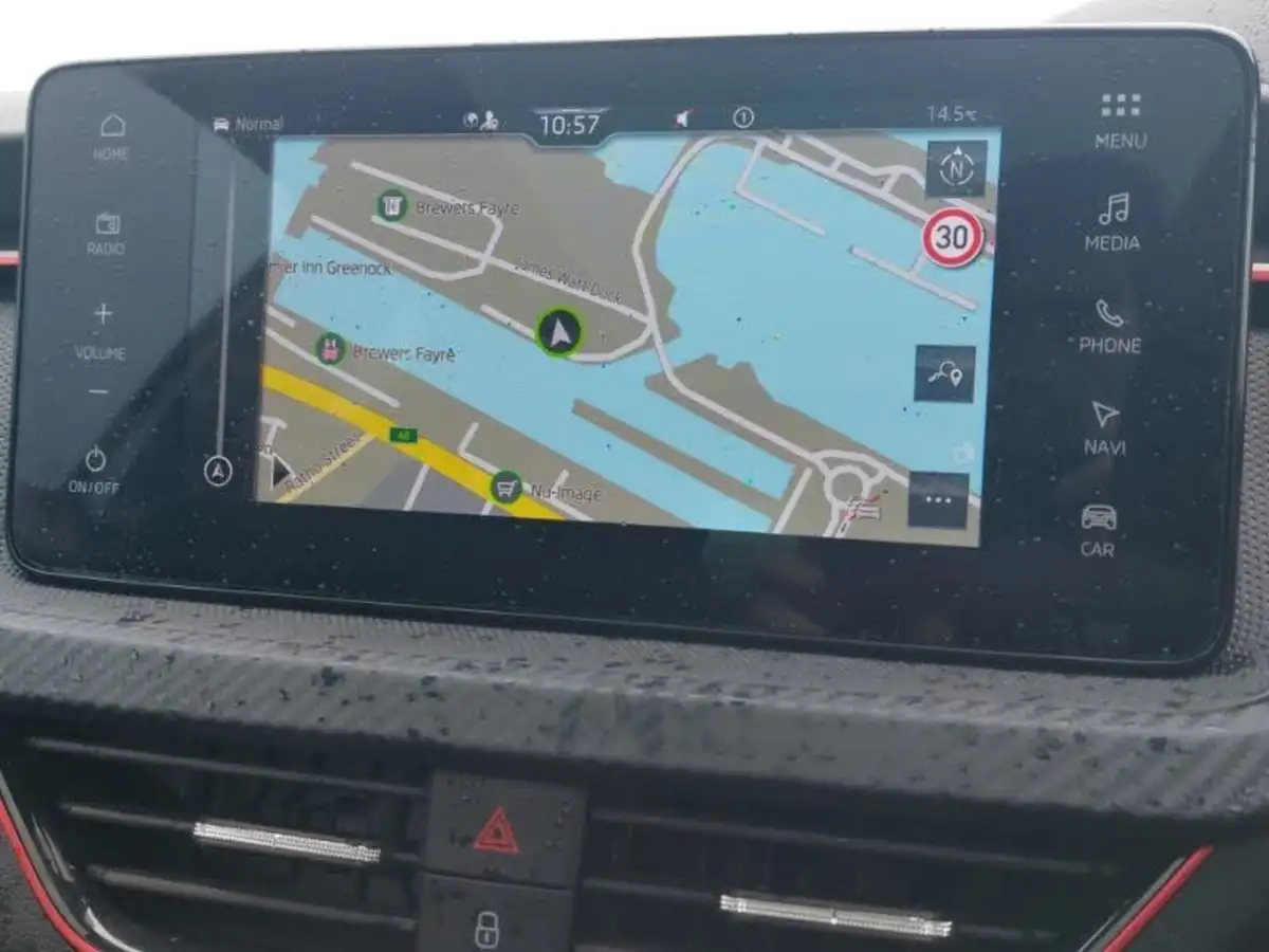 2024-skoda-kamiq-10-tsi-monte-carlo-116ps-dsg-big-14