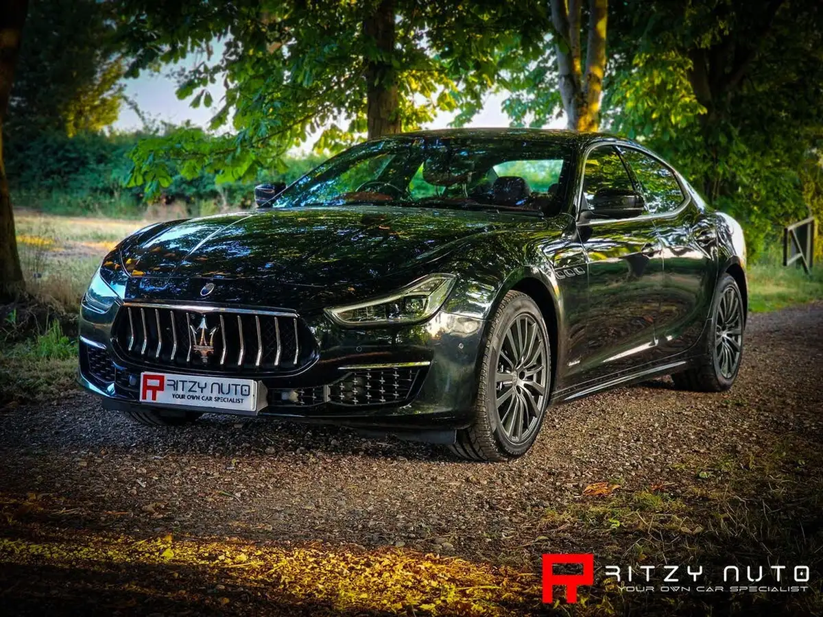 2017-maserati-ghibli-30-s-granlusso-ss-big-76