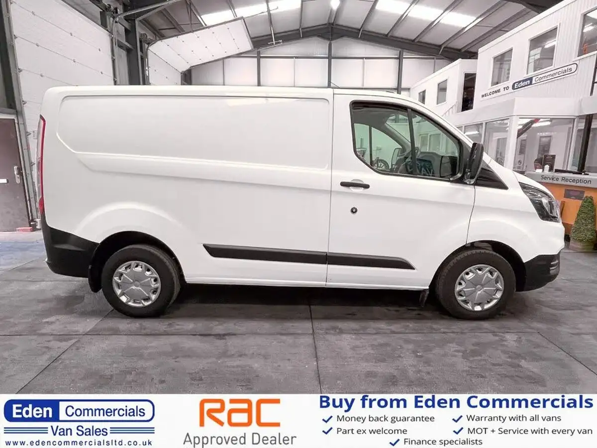 2019-ford-transit-custom-20tdci-300-l1h1-105pseu6-panel-van-big-1