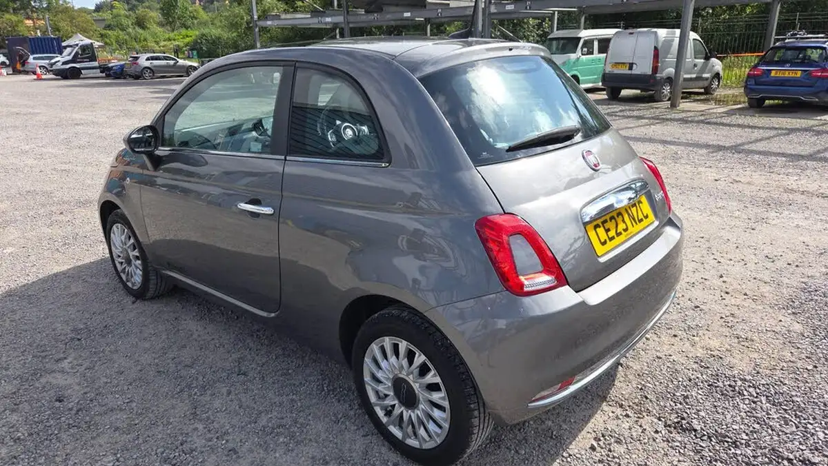 2023-fiat-500-10-dolcevita-big-13