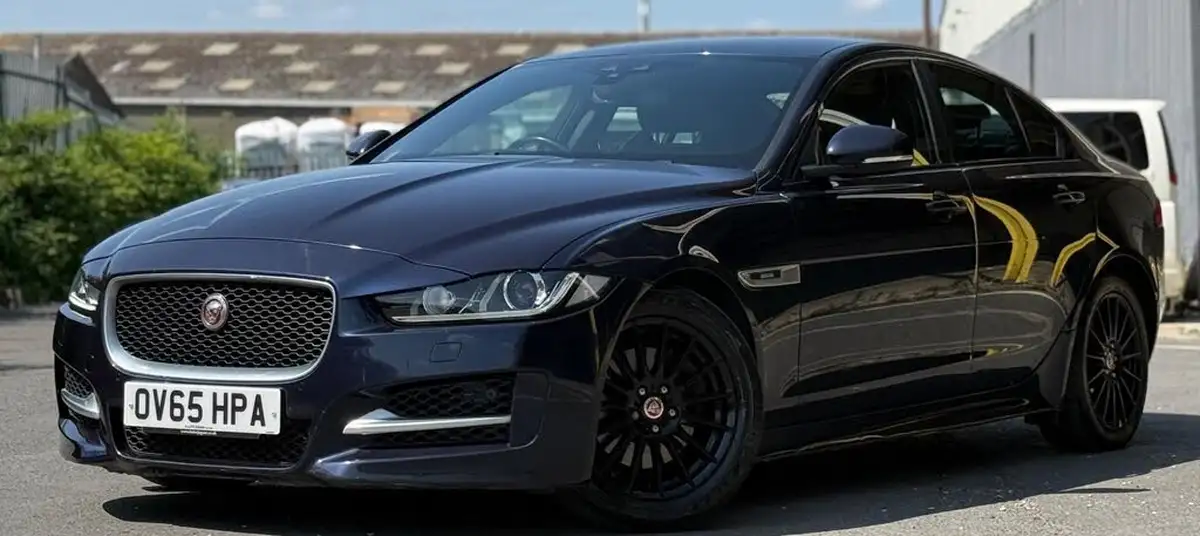 2015-jaguar-xe-20td-r-sport-163ps-auto-big-2