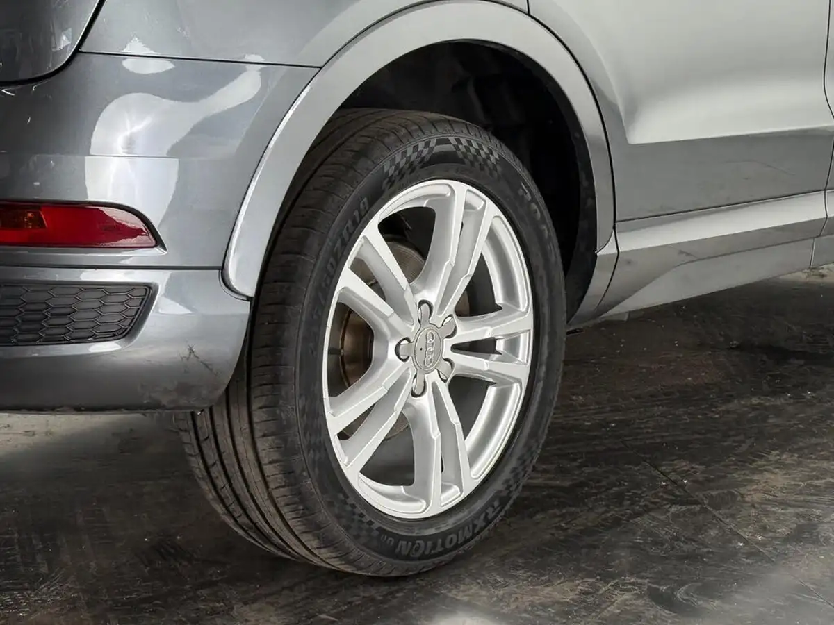 2018-audi-q3-20-tdi-quattro-s-line-edition-150ps-big-12