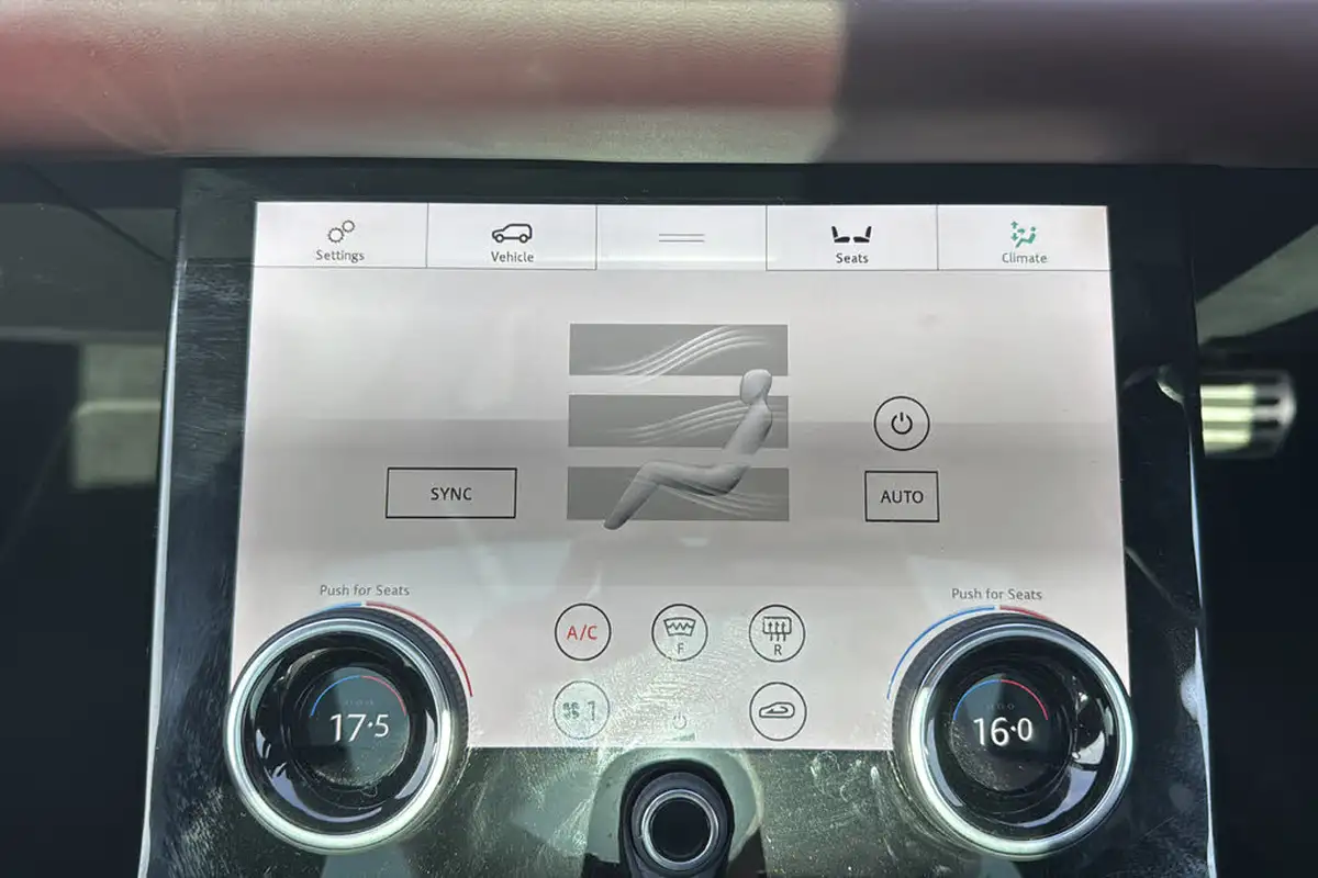 2019-land-rover-range-rover-evoque-20-p250-r-dynamic-hse-big-15