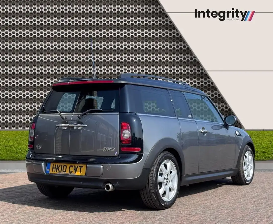 2010-mini-clubman-16-cooper-graphite-big-4