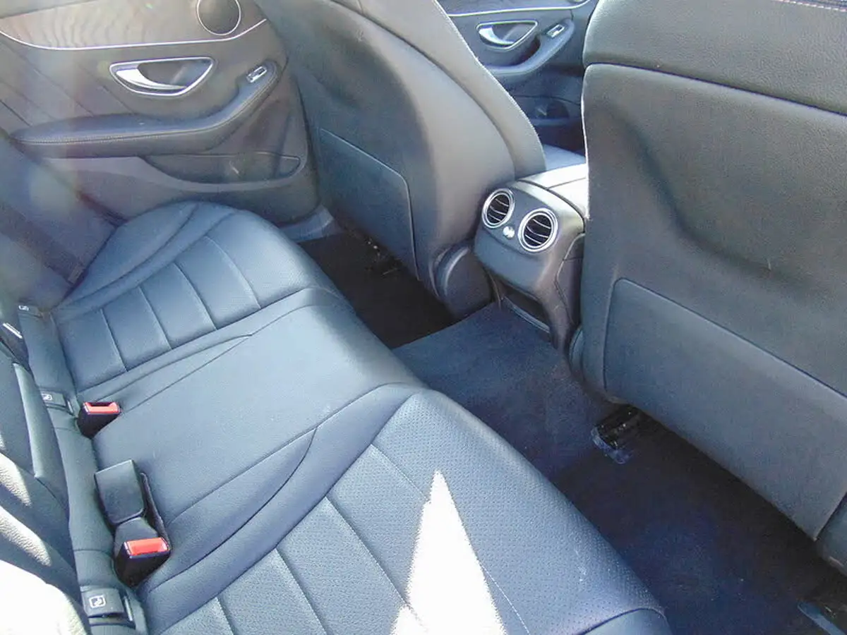 2016-mercedes-benz-c-class-21d-c220d-amg-line-170ps-ss-saloon-4d-auto-big-18
