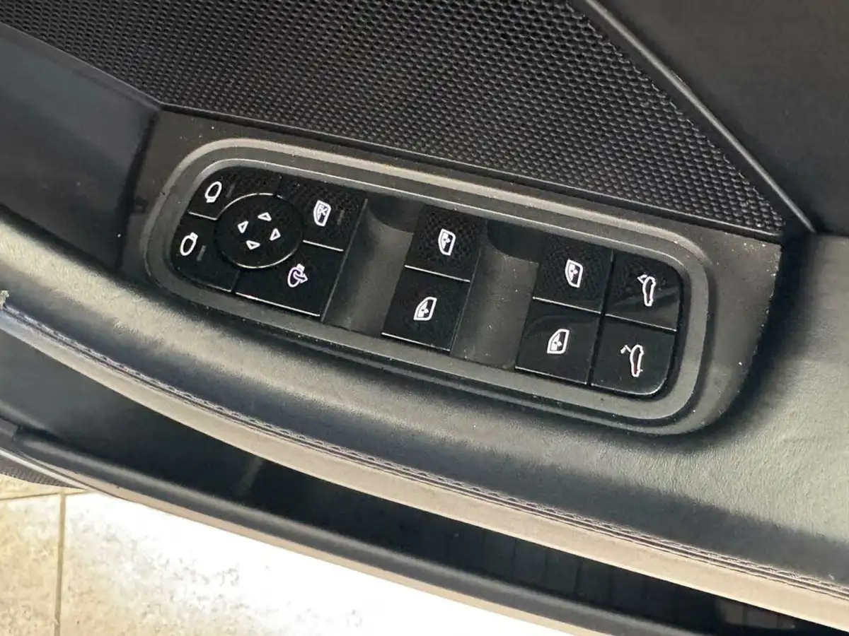 2018-porsche-panamera-40-v8-turbo-sport-turismo-big-26