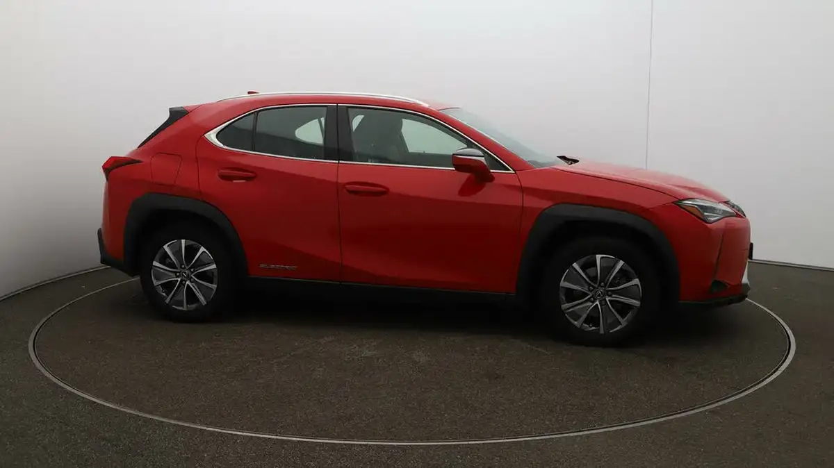 2022-lexus-ux-300e-e-ux-201bhp-big-46