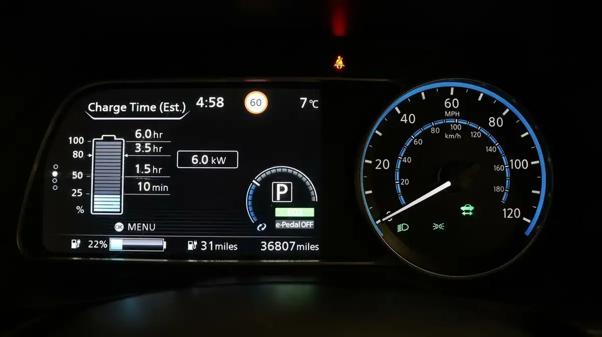 2021-nissan-leaf-e-n-connecta-big-9