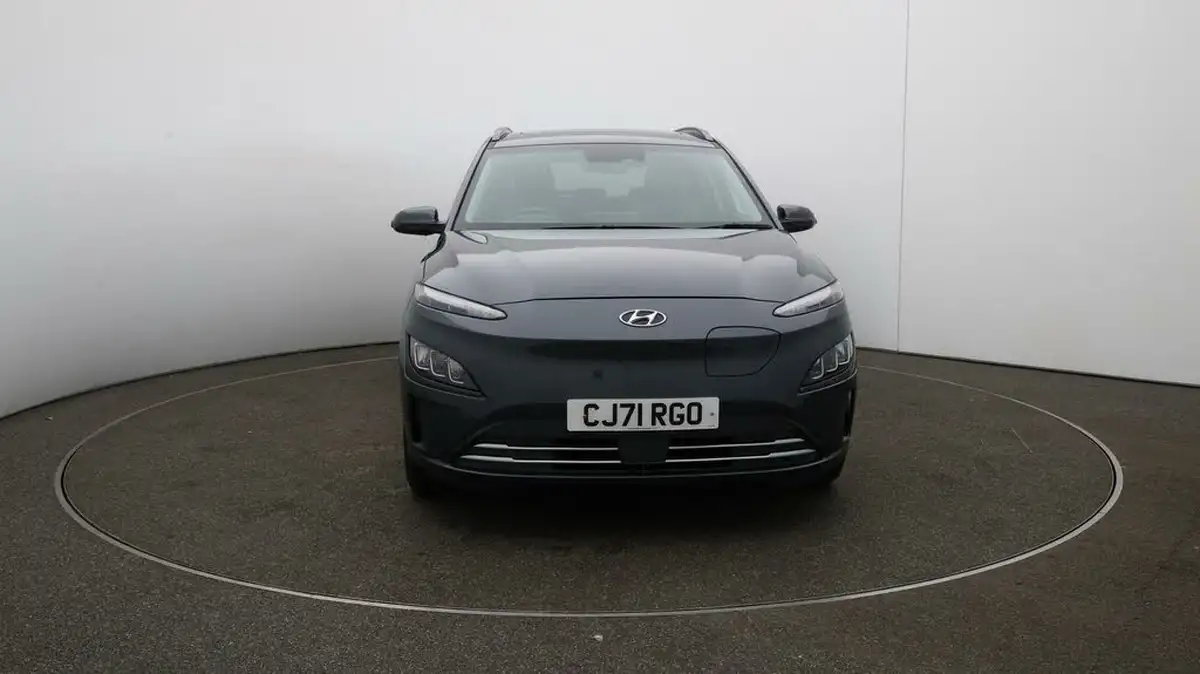 2021-hyundai-kona-e-ultimate-big-2