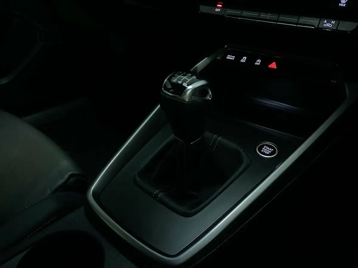 2023-audi-a3-10-30-tfsi-s-line-sportback-5d-big-20
