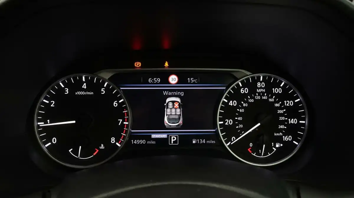 2023-nissan-juke-10-dig-t-n-connecta-dct-big-10