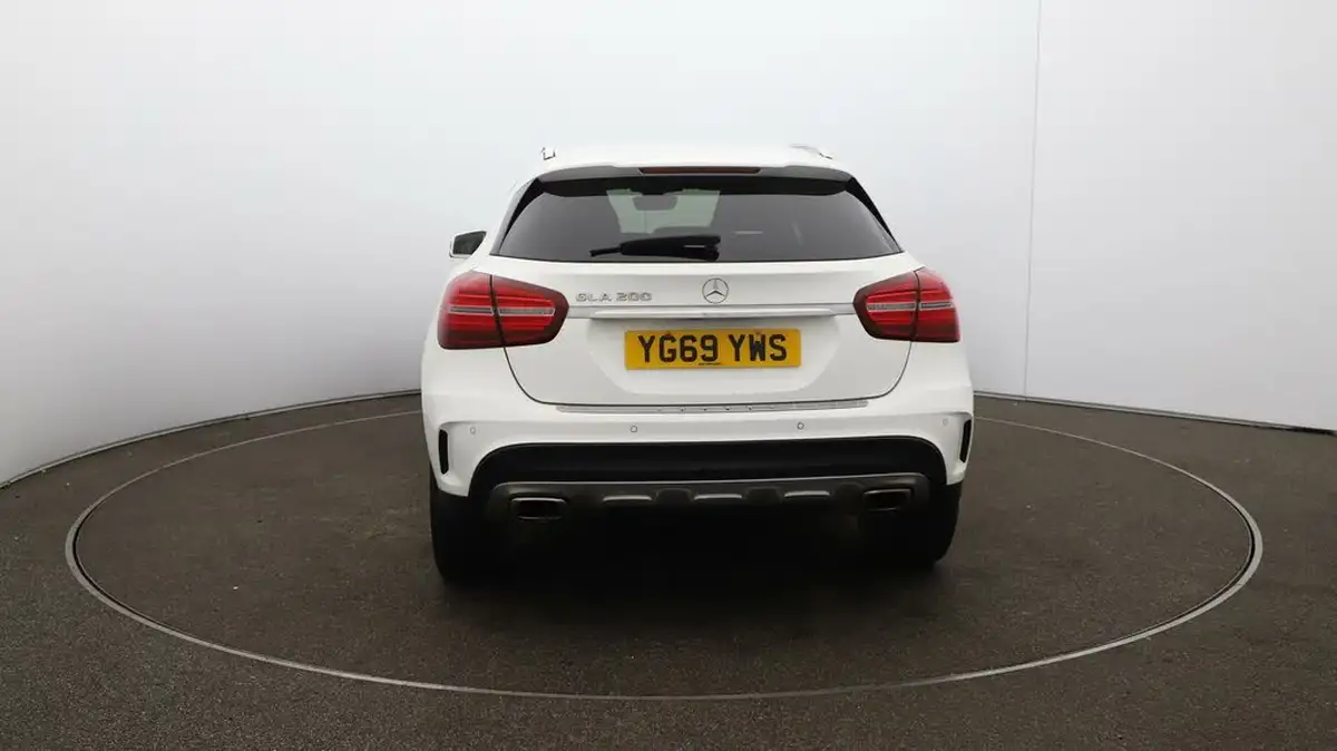 2019-mercedes-benz-gla-class-16-gla-200-amg-line-edition-7g-dct-big-50