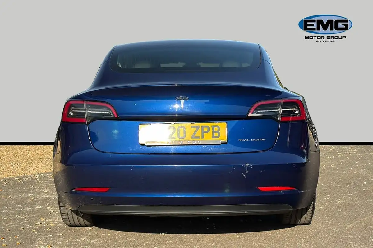 2020-tesla-model-3-e-long-range-big-4