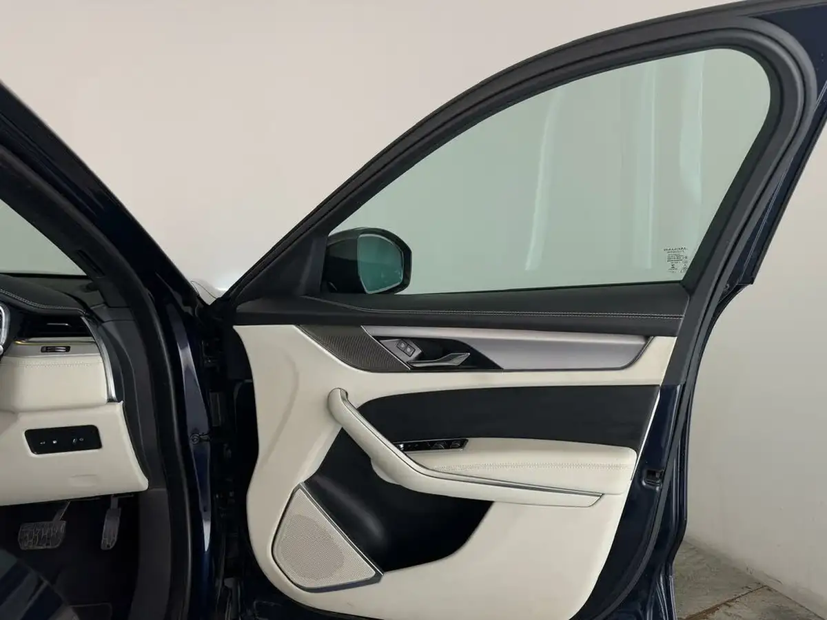 2022-jaguar-f-pace-20-p400e-r-dynamic-s-big-26