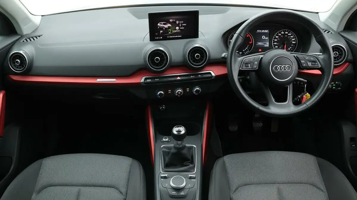 2020-audi-q2-16-30-tdi-sport-big-13