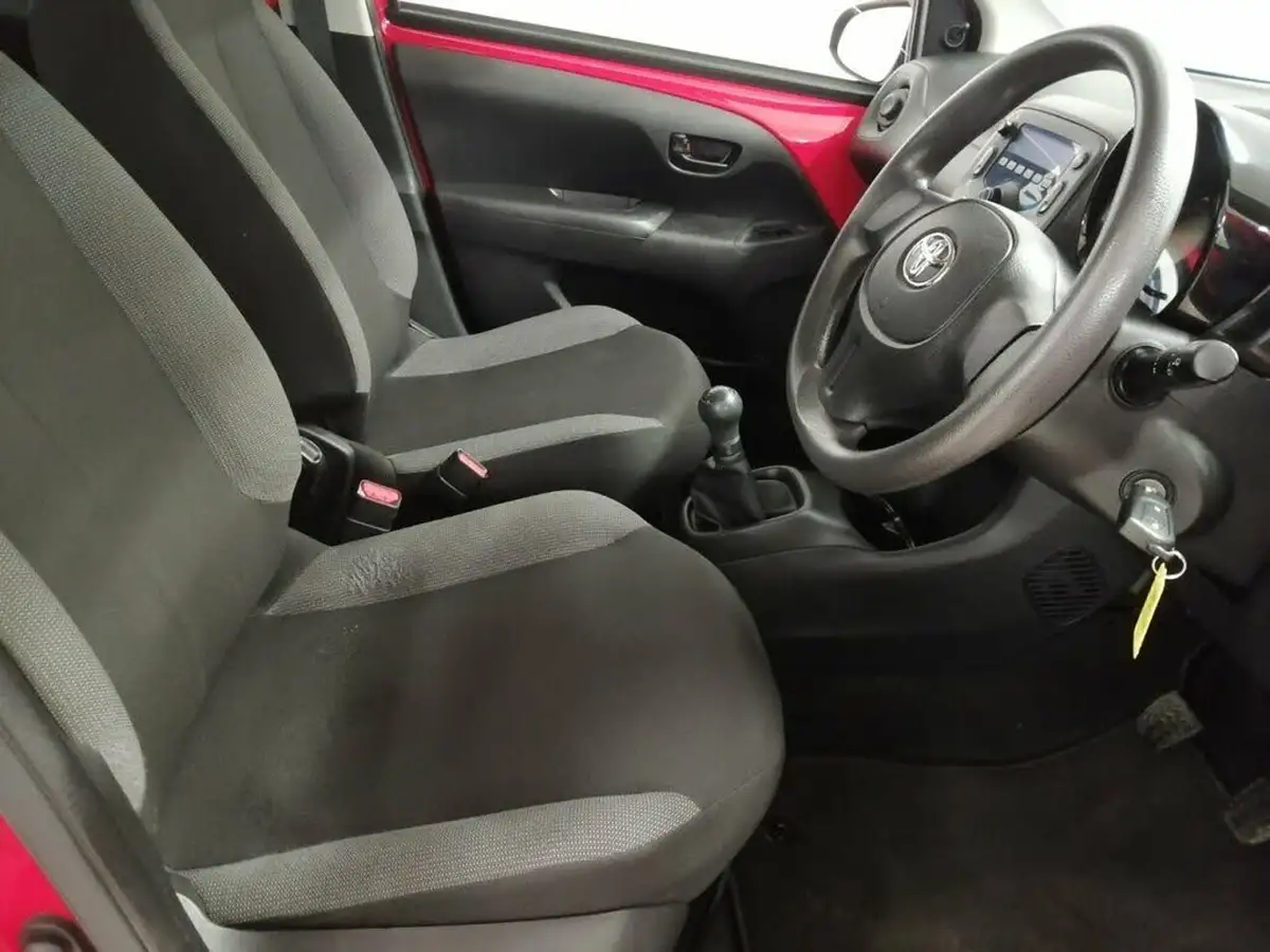 2020-toyota-aygo-10-vvt-i-x-5d-big-7