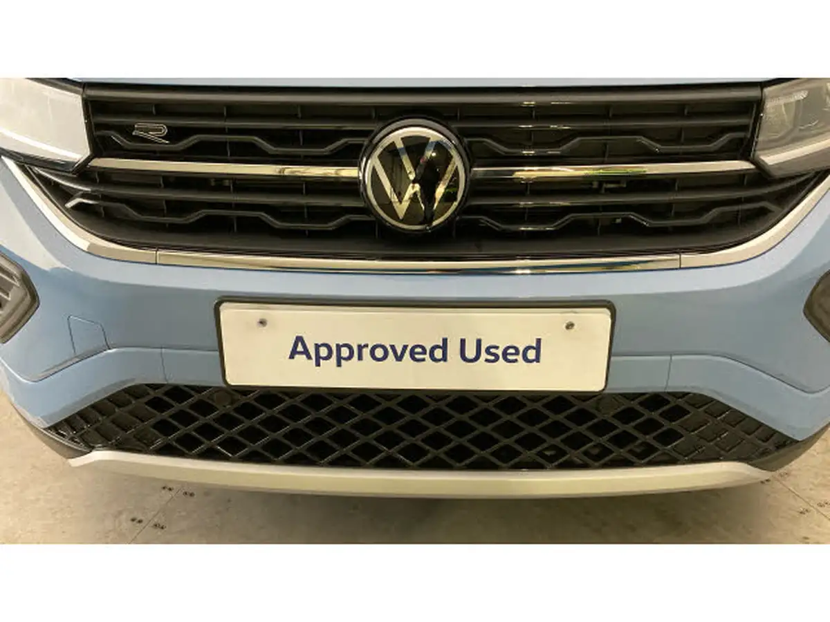 2025-volkswagen-t-cross-10-tsi-r-line-big-39