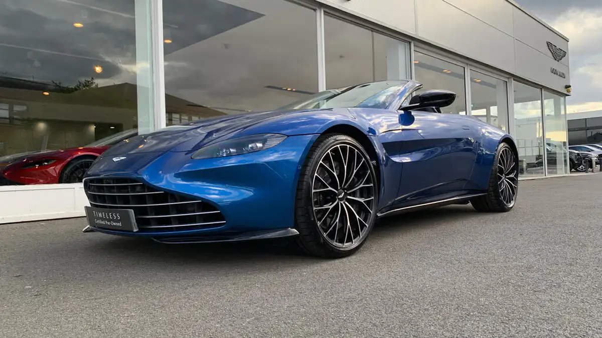 2024-aston-martin-vantage-40-v8-vantage-roadster-auto-big-24
