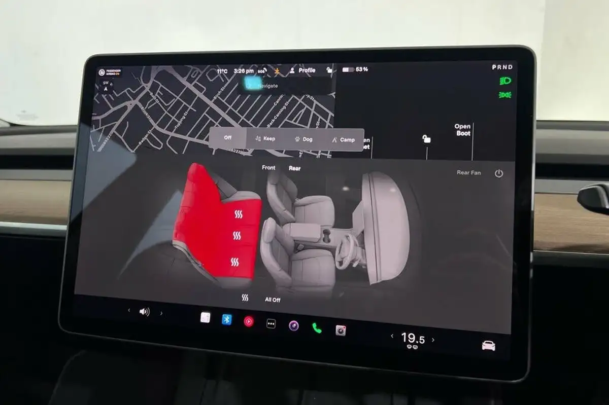 2020-tesla-model-3-e-long-range-big-24
