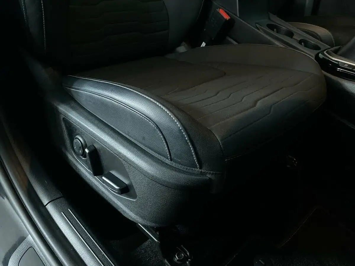 2022-kia-sportage-16-t-gdi-launch-edition-big-25