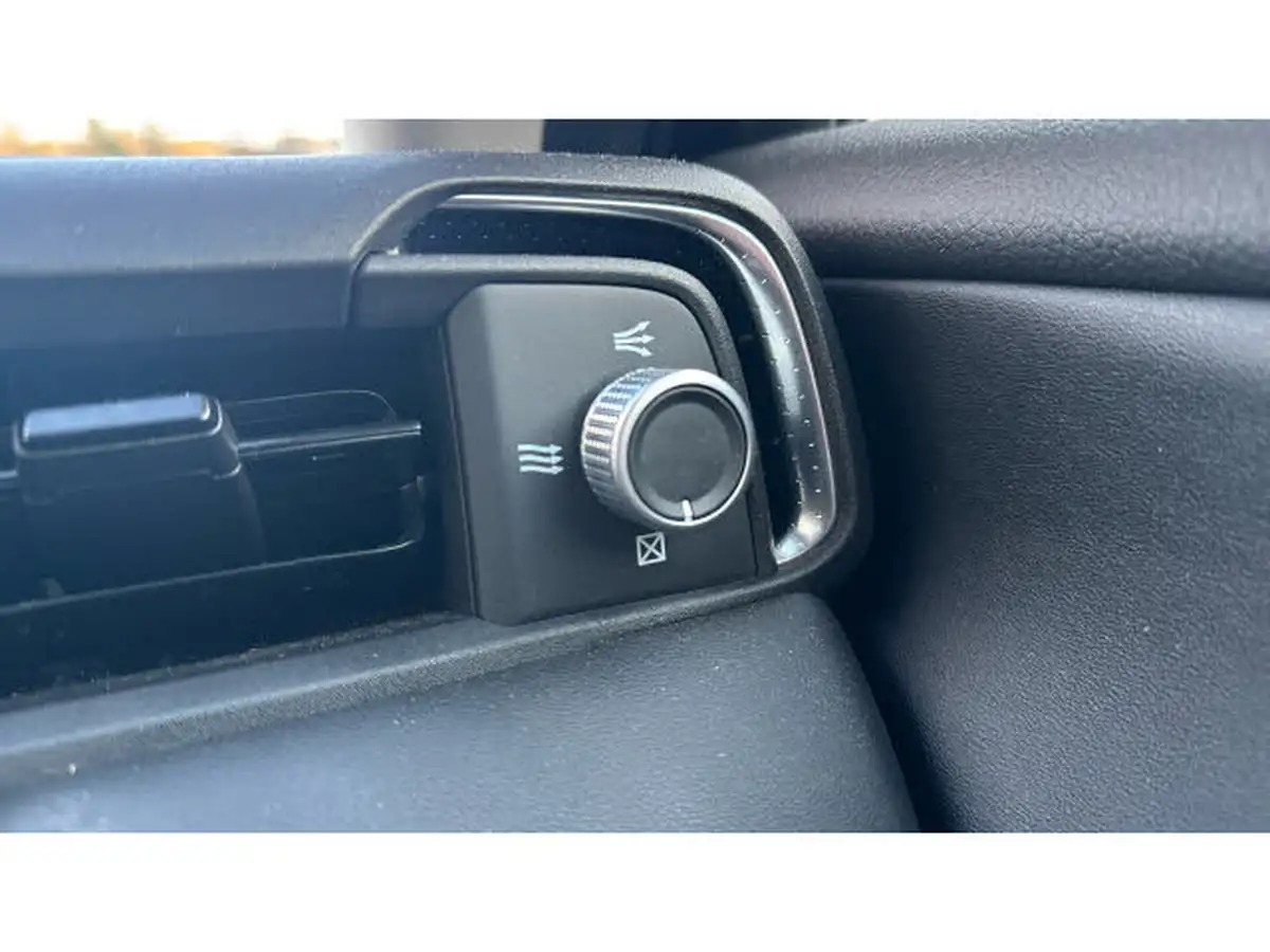 2023-honda-hr-v-15-i-mmd-elegance-big-39