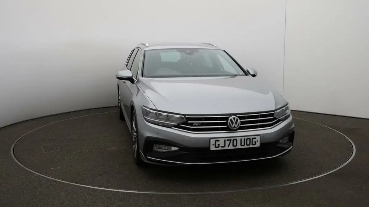 2020-volkswagen-passat-20tdi-r-line-150ps-evo-estate-5d-dsg-big-31