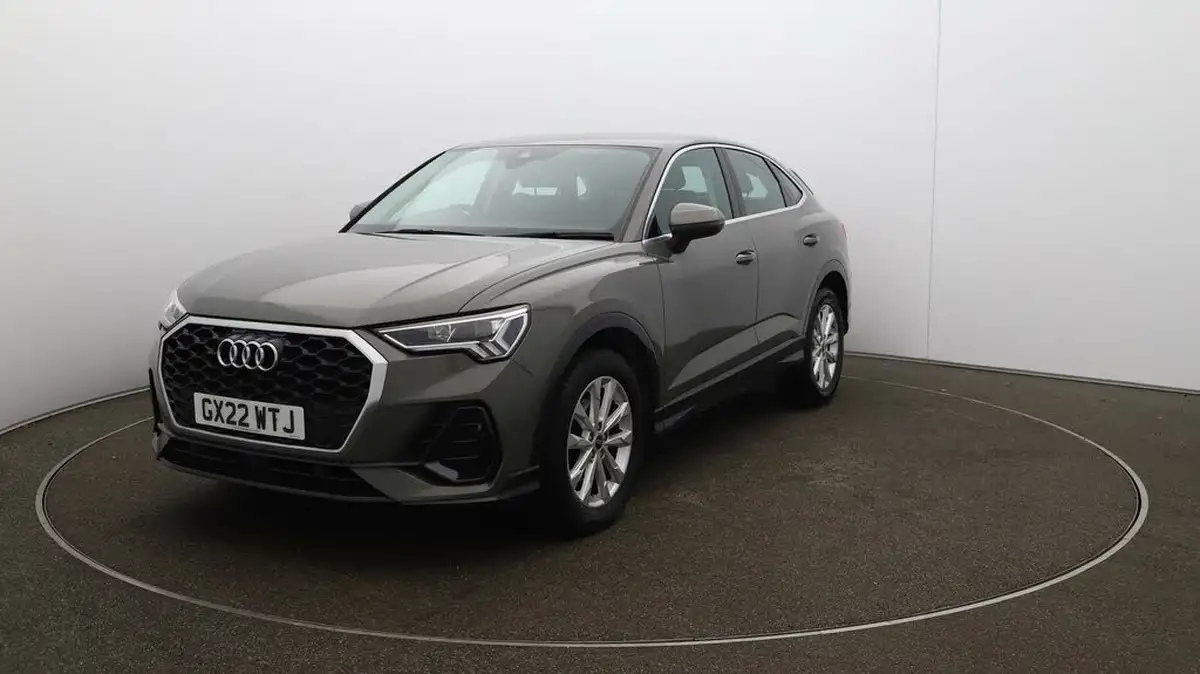 2022-audi-q3-15-35-tfsi-cod-sportback-s-tronic-big-27