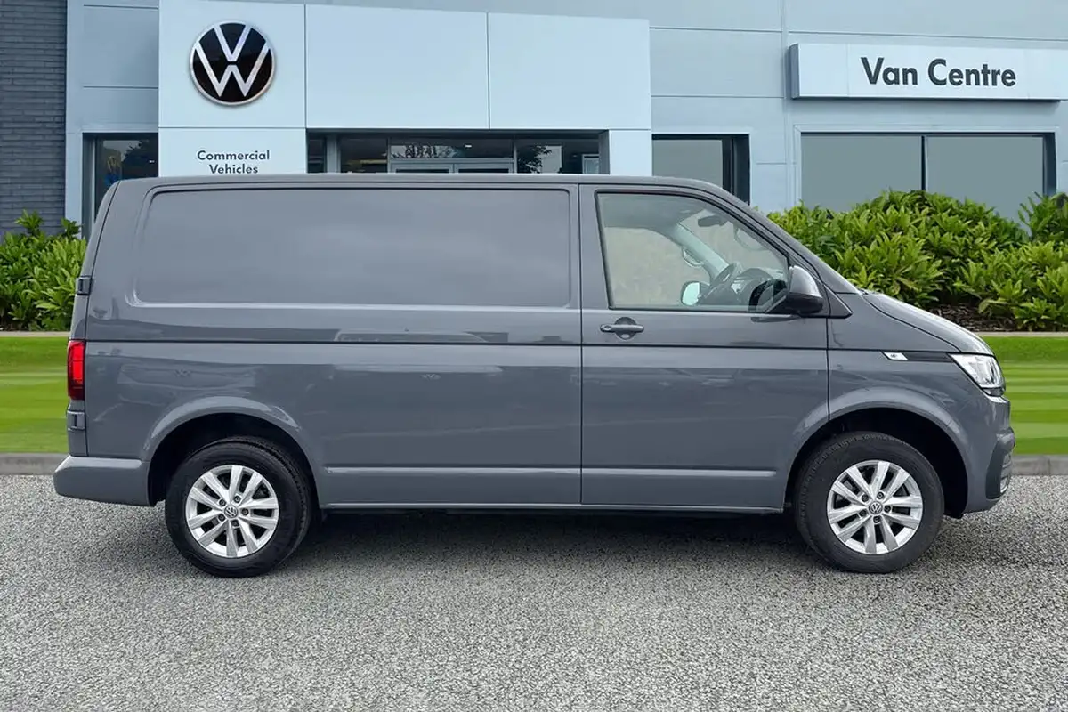 2024-volkswagen-transporter-big-2