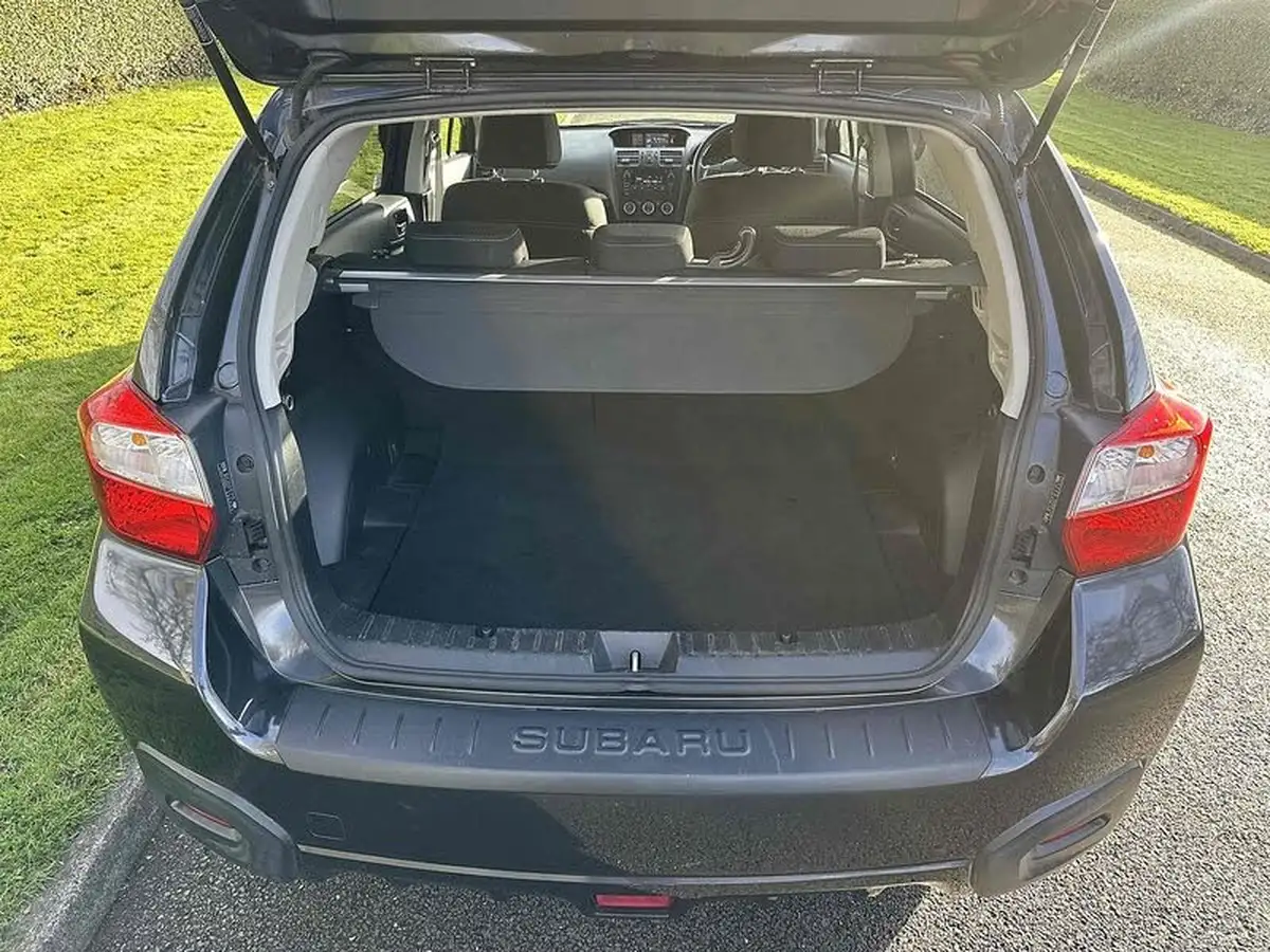 2012-subaru-xv-big-5