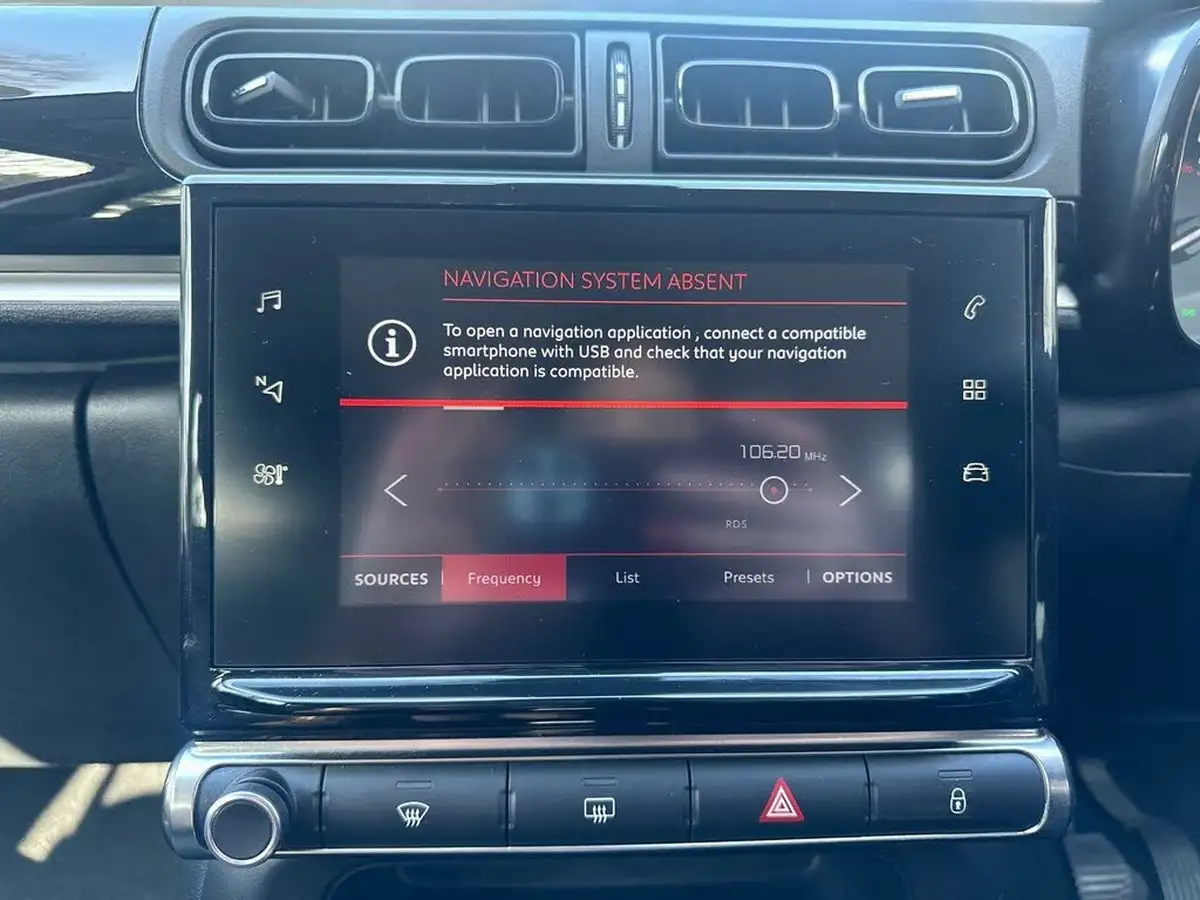 2021-citroen-c3-12-puretech-shine-83ps-big-22