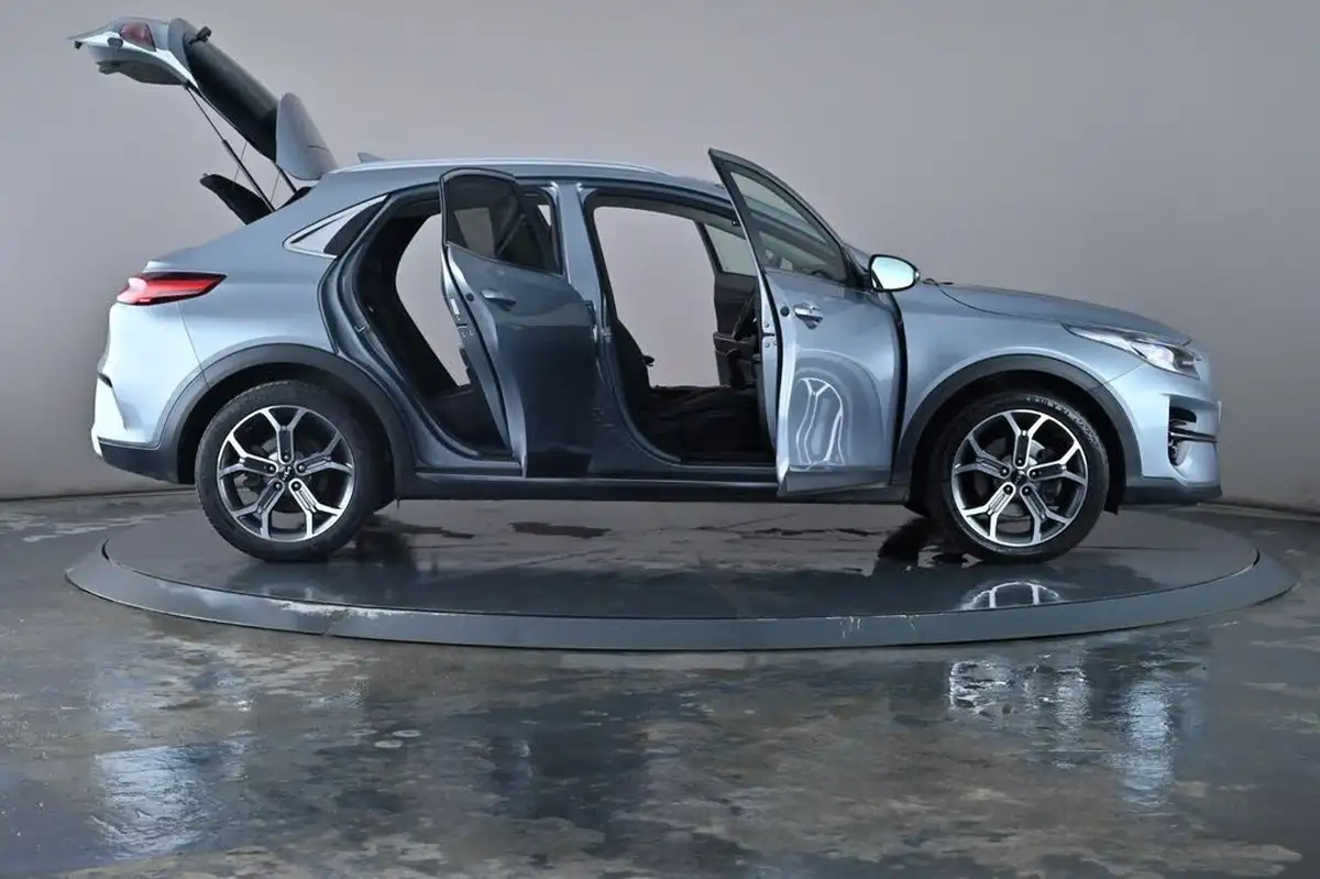 2022-kia-xceed-15-t-gdi-3-big-53